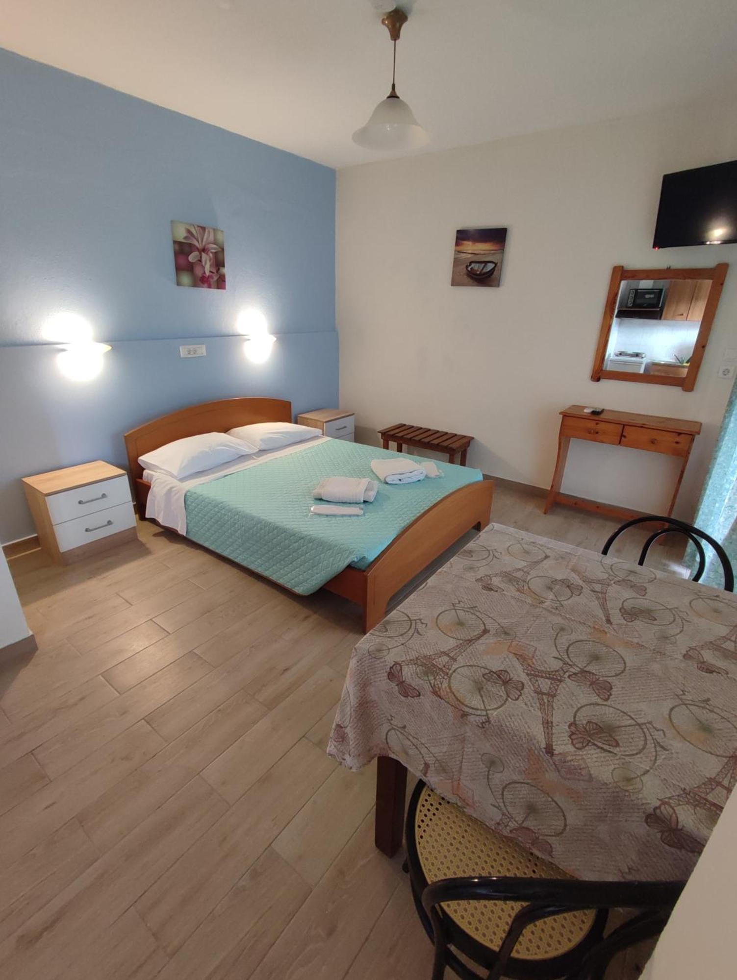 Villa Avra Dassia  Eksteriør billede